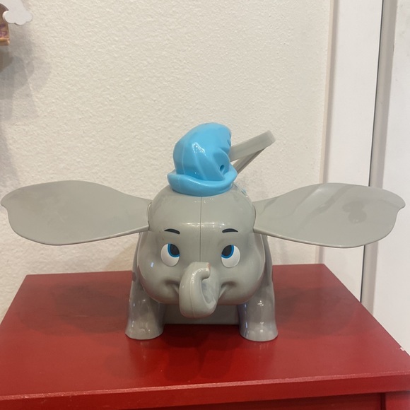 Disney Parks Dumbo popcorn bucket - Picture 1 of 6